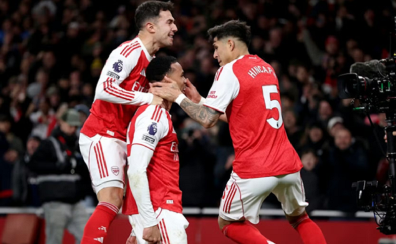 Granit Xhaka: Sự hồi sinh ngoạn mục tại Bayer Leverkusen
